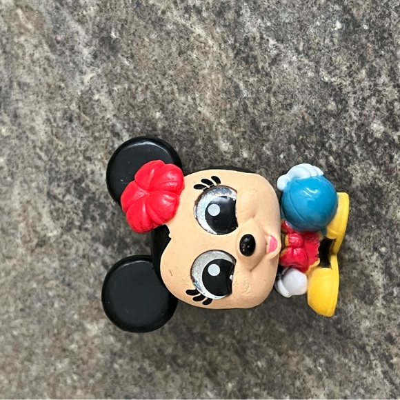 Disney Doorables Series 6 - Picture 2 of 3
